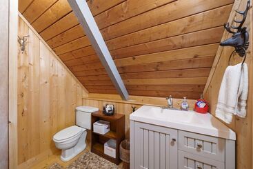 Cowlitz River Cabin