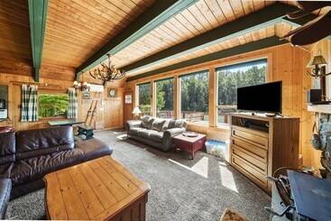 Cowlitz River Cabin