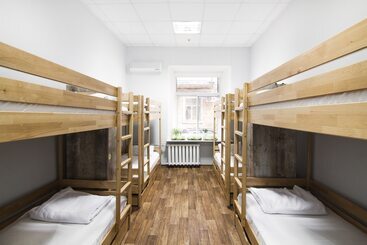 Hostel51