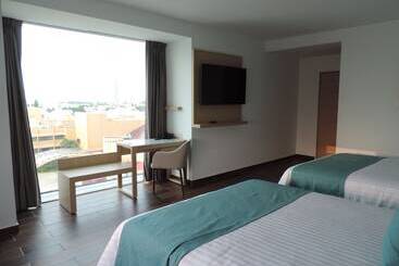 هتل Plaza Sol