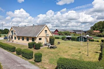 پانسیون Bruksparkens Hostel