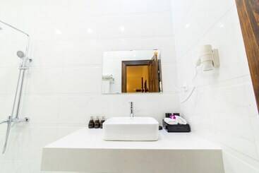 Qr Hotel Dalat