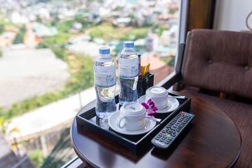 Qr Hotel Dalat