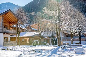Feelfree Nature Resort