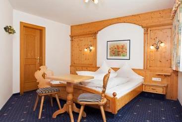 فندق Garni Bellevue