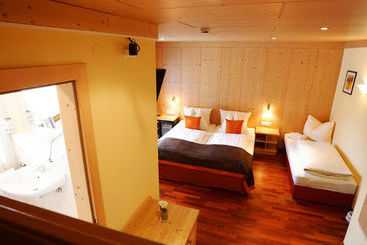 هتل The Gast House Zell Am See