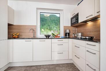 هتل Wellness Landhaus Parth
