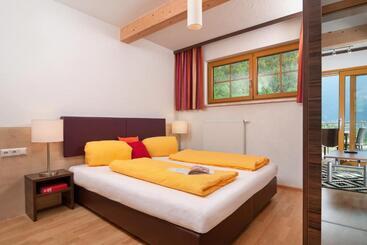 هتل Wellness Landhaus Parth