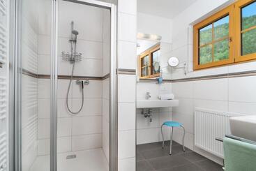 هتل Wellness Landhaus Parth