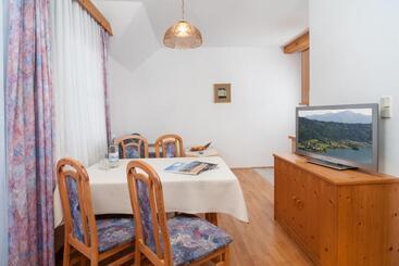 هتل Wellness Landhaus Parth