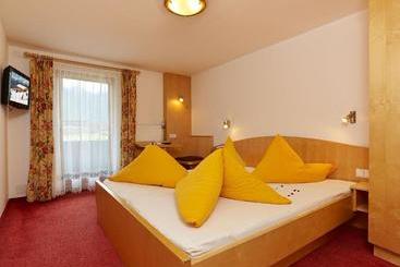 پانسیون Gasthof Hotel Post