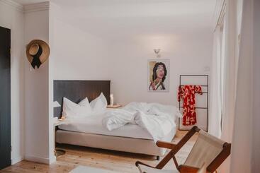 Seebichl Haus Am See Designhotel Kitzbühel