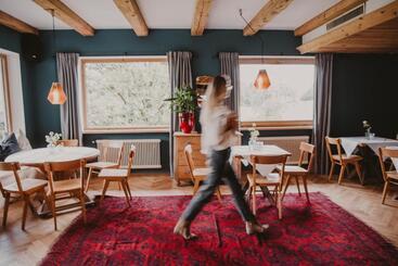 Seebichl Haus Am See Designhotel Kitzbühel