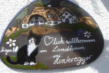 تختخواب و صبحانه Landhaus Hinteregger
