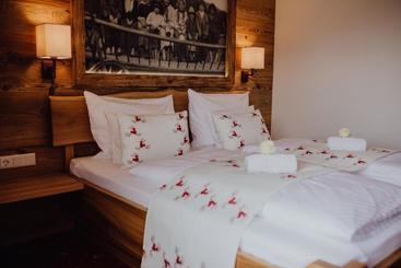 تختخواب و صبحانه Panorama Hotel Gasthof Leidingerhof