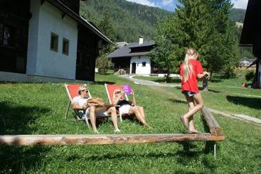 هتل Feriendorf Kirchleitn Kleinwild