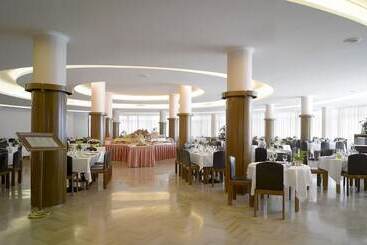 هتل Commodore Terme