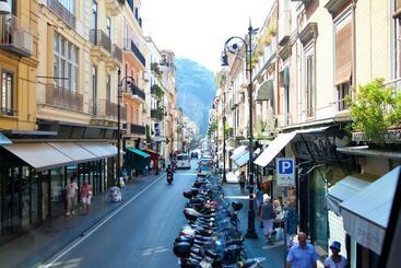 هتل Corso Italia Suites