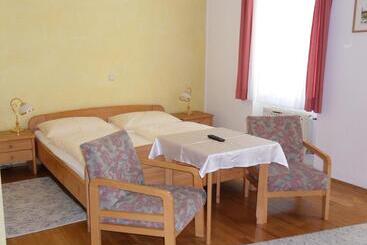 هتل & Hostel Sandwirt