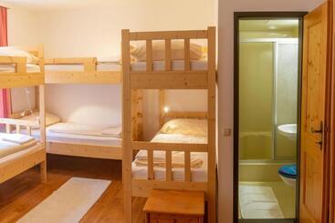 هتل & Hostel Sandwirt