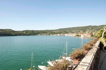 هتل Locanda Del Benaco