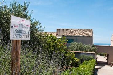 هتل Relais Casina Miregia