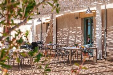 هتل Relais Casina Miregia