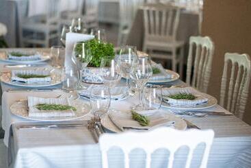 هتل Relais Casina Miregia