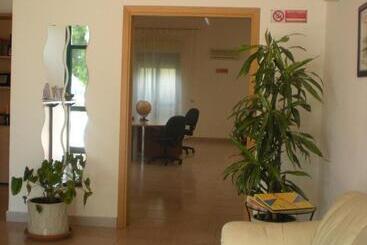 هتل Villaggio Artemide