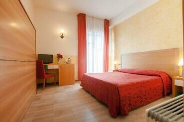 Park Hotel Villa Americana - Rodi Garganico