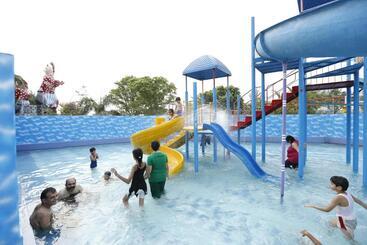 ホテル Aapno Ghar Resort & Amusement Park