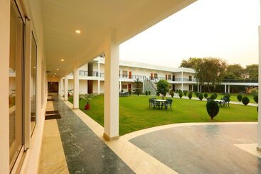 ホテル Aapno Ghar Resort & Amusement Park