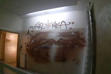 هتل Albergo Viola