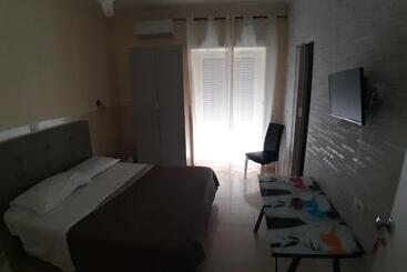 هتل Albergo Viola