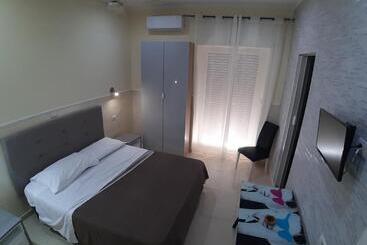 هتل Albergo Viola