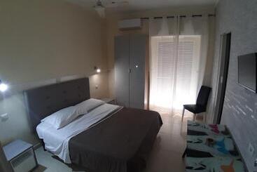 هتل Albergo Viola
