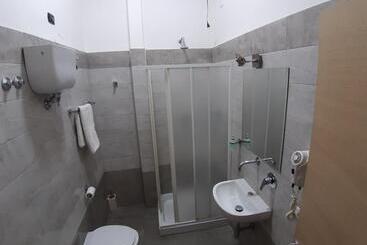 هتل Albergo Viola