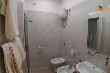 هتل Albergo Viola