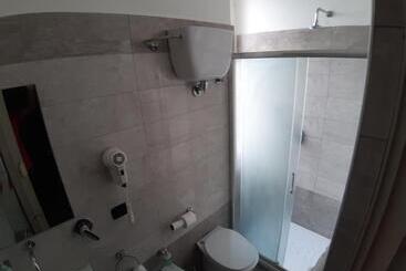 هتل Albergo Viola