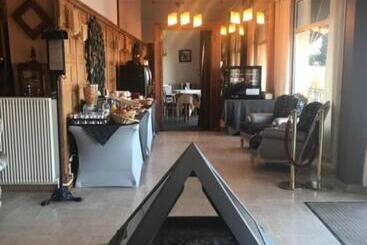 هتل Arc Hôtel Sur Mer