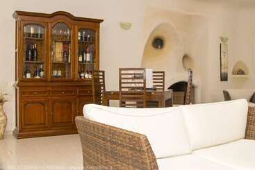 هتل Villa Cedrino