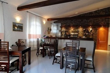 هتل Villa Cedrino