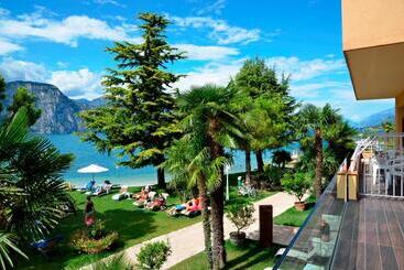 هتل Du Lac   Relax Attitude