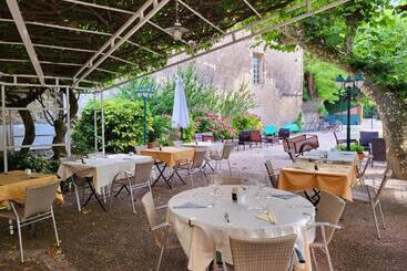 Logis Hotel La Ferme
