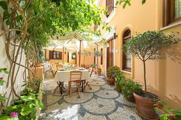 هتل Rodos Niohori Elite Suites Boutique