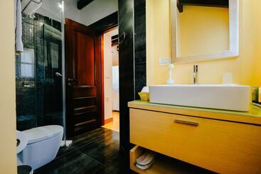 هتل Rodos Niohori Elite Suites Boutique