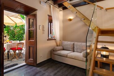 هتل Rodos Niohori Elite Suites Boutique