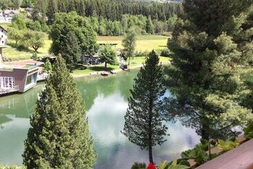 فندق Weiher Green Lake