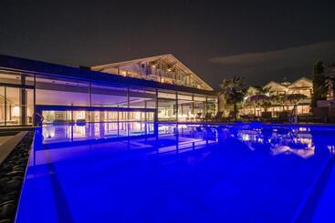 هتل Weinegg Wellviva Resort