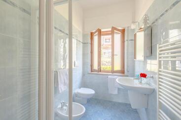 Villa Due Leoni   Residence